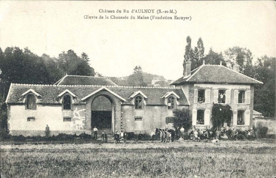 Château du Rû d'Aulnoy (S-et-M) - Œuvre de la Chaussée du Maine (Fondation Escuyer)